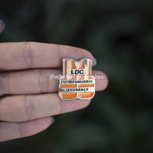 Pin LDC Colete Laranja