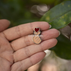 Pin Coração Coreano 2024