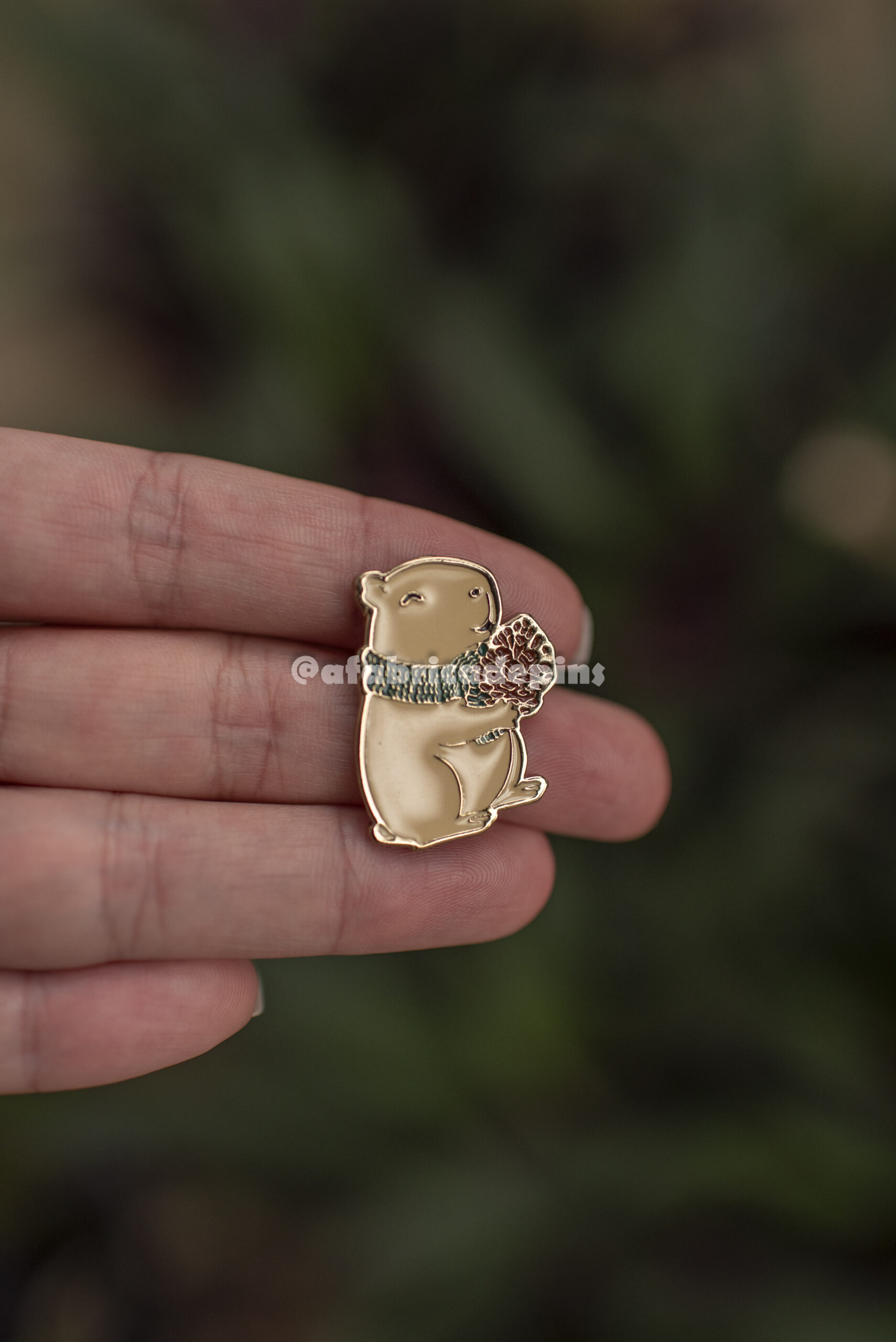 Pin Capivara Pinha - CAPI PINHA - Imagem 3